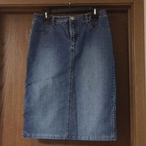 Yada Yada Jean Skirt size 11